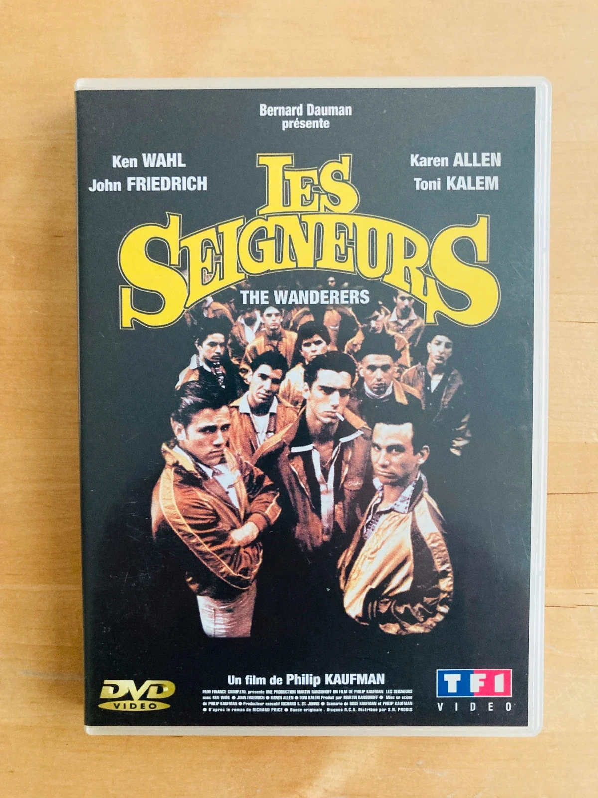 DVD Les Seigneurs de Philip Kaufman.